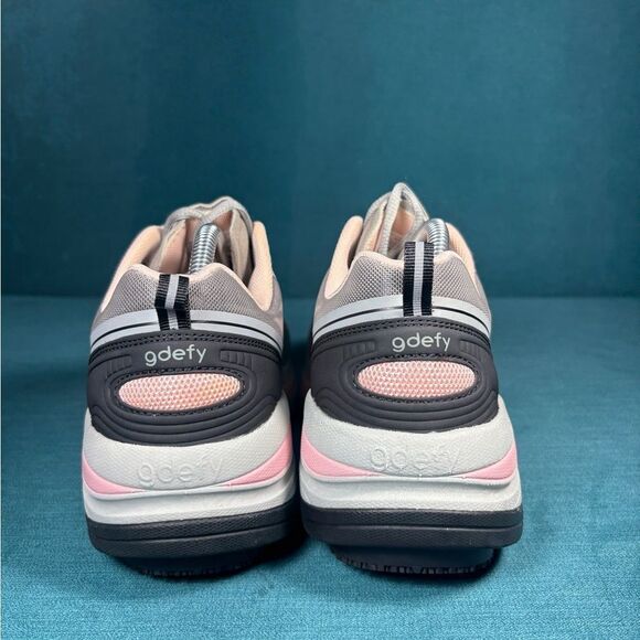 Size 9.5 - Women’s G-Defy Gravity Defyer multicolor shoes - Picture 2 of 10